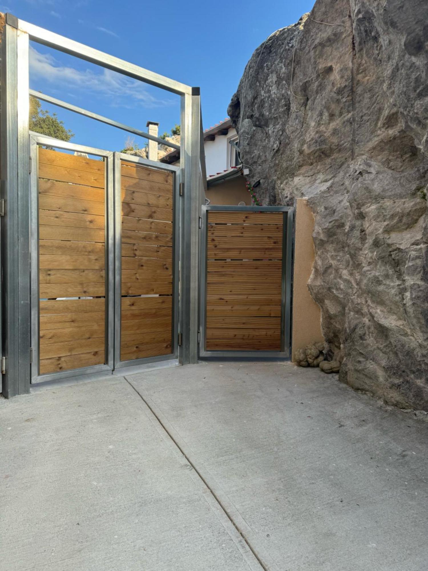Classic Apartment Meronas Exterior photo